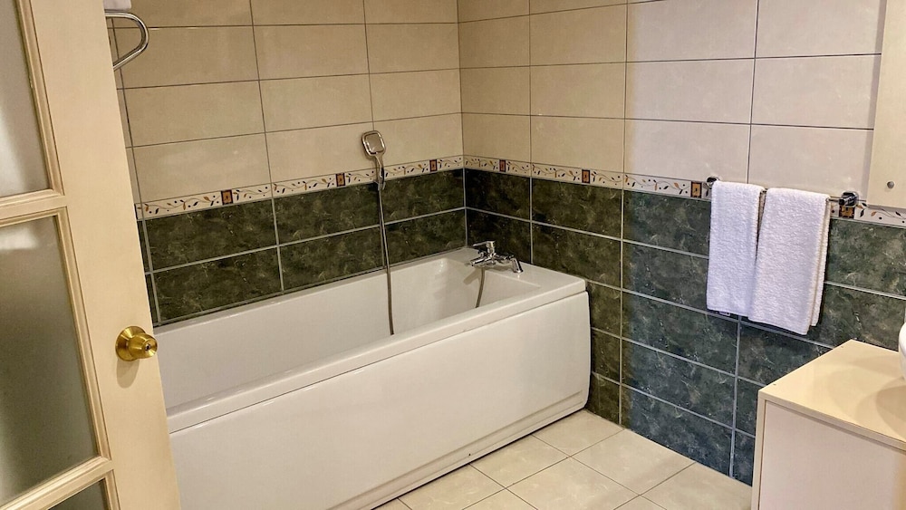 جناح جونيور بسرير كوين، Anadolu Hotels Esenboga Thermal 3/3