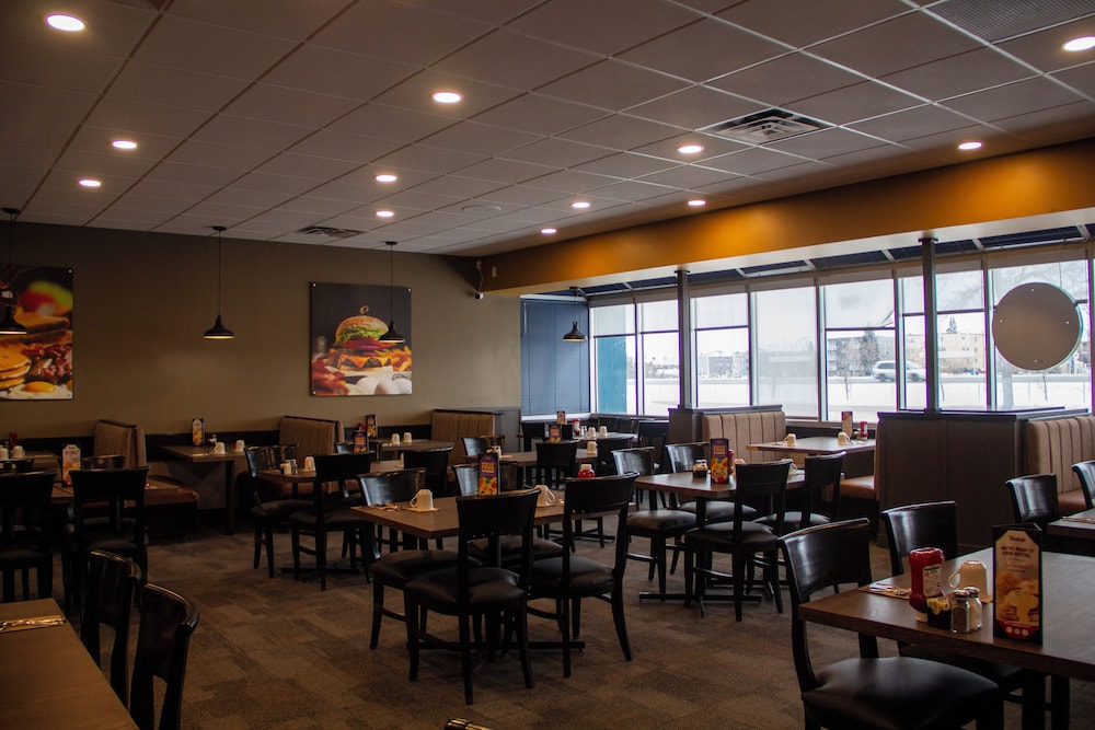 Travelodge by Wyndham Regina 44/65