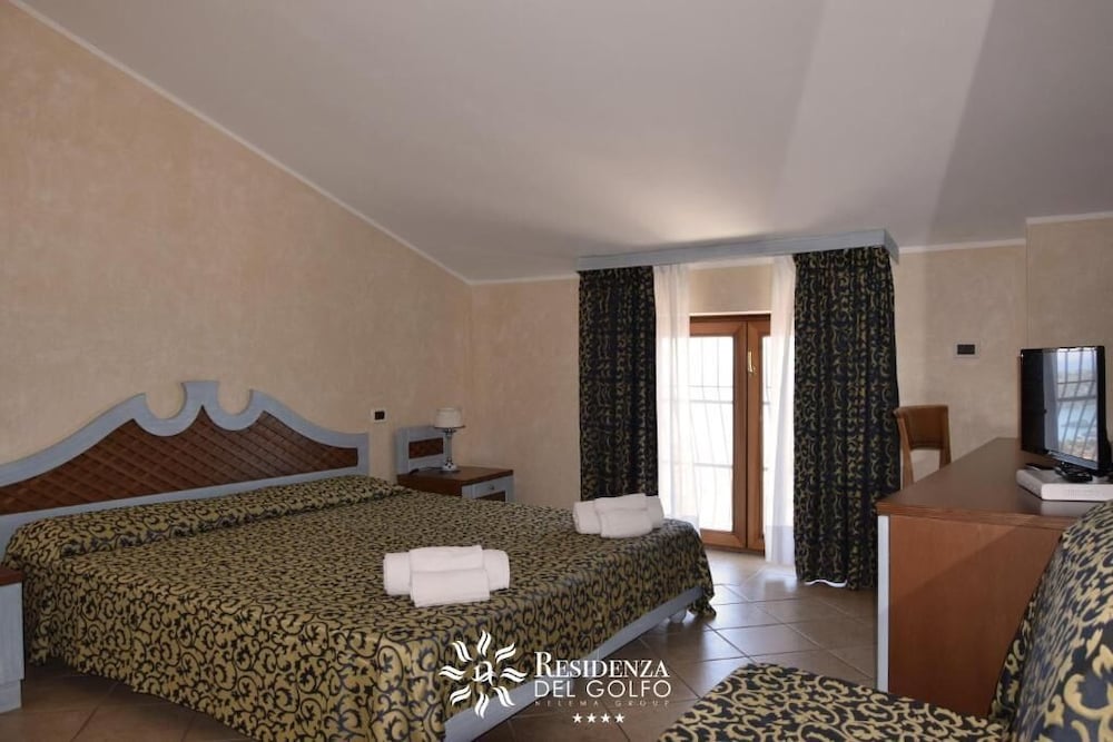 HOTEL RESIDENZA DEL GOLFO 37/38