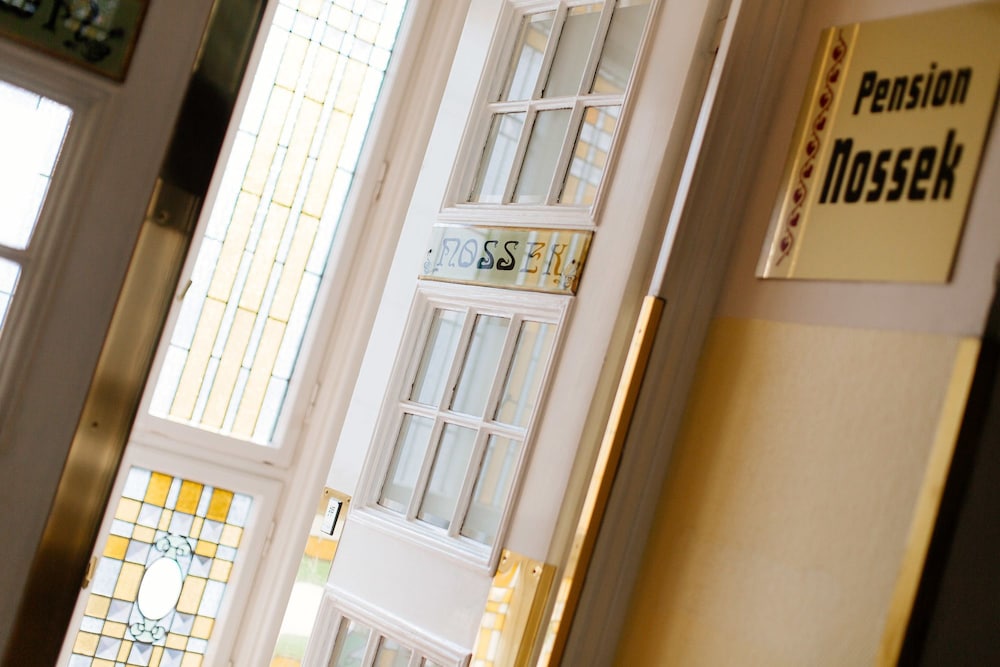 Boutique Hotel Nossek 6/50