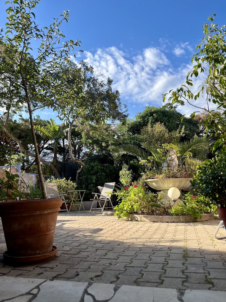 Le Patio 41/49