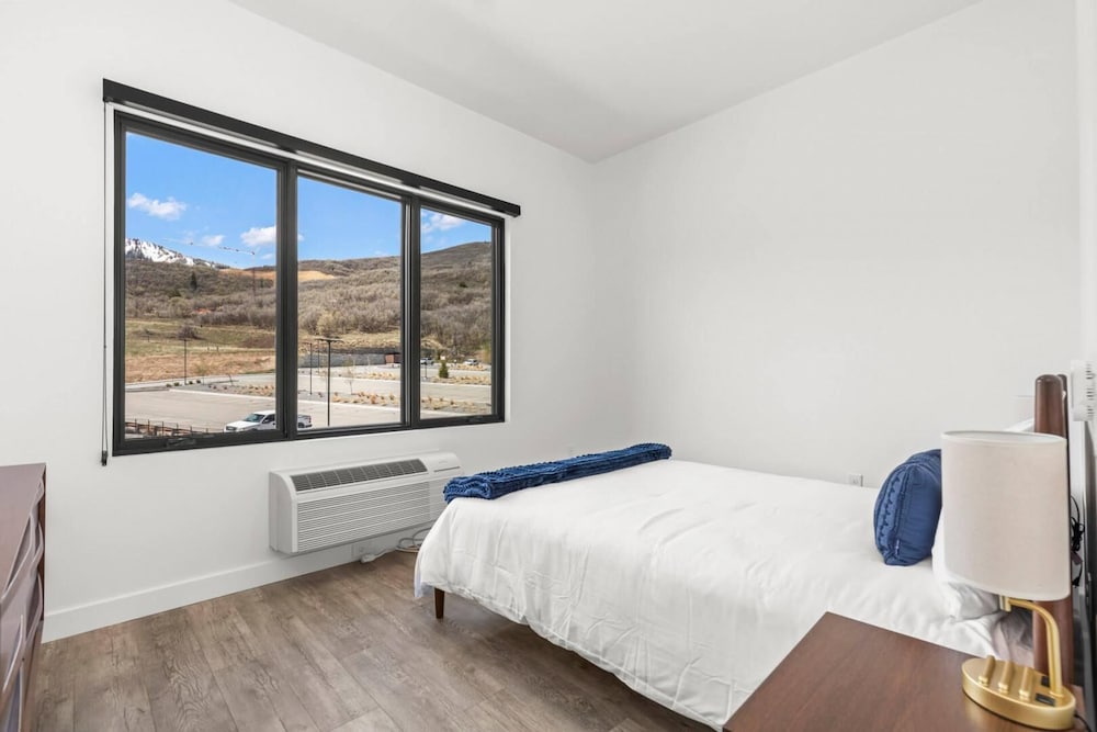 Pioche Village Park City 15/50