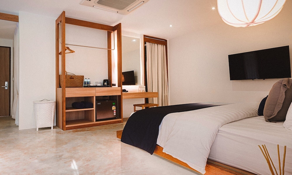 Sichon Cabana Beach Resort 27/80