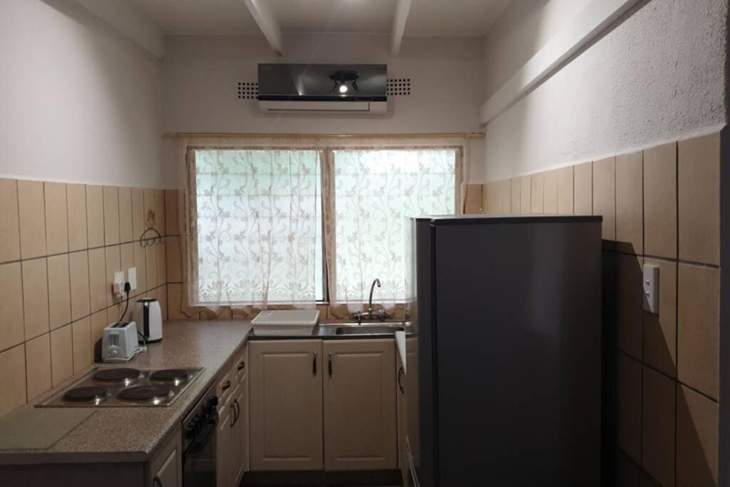 23 Manzini Chalets - Pumba's Den 9/25