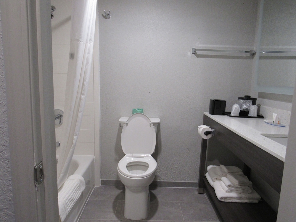 Clarion Pointe McDonough 13/43