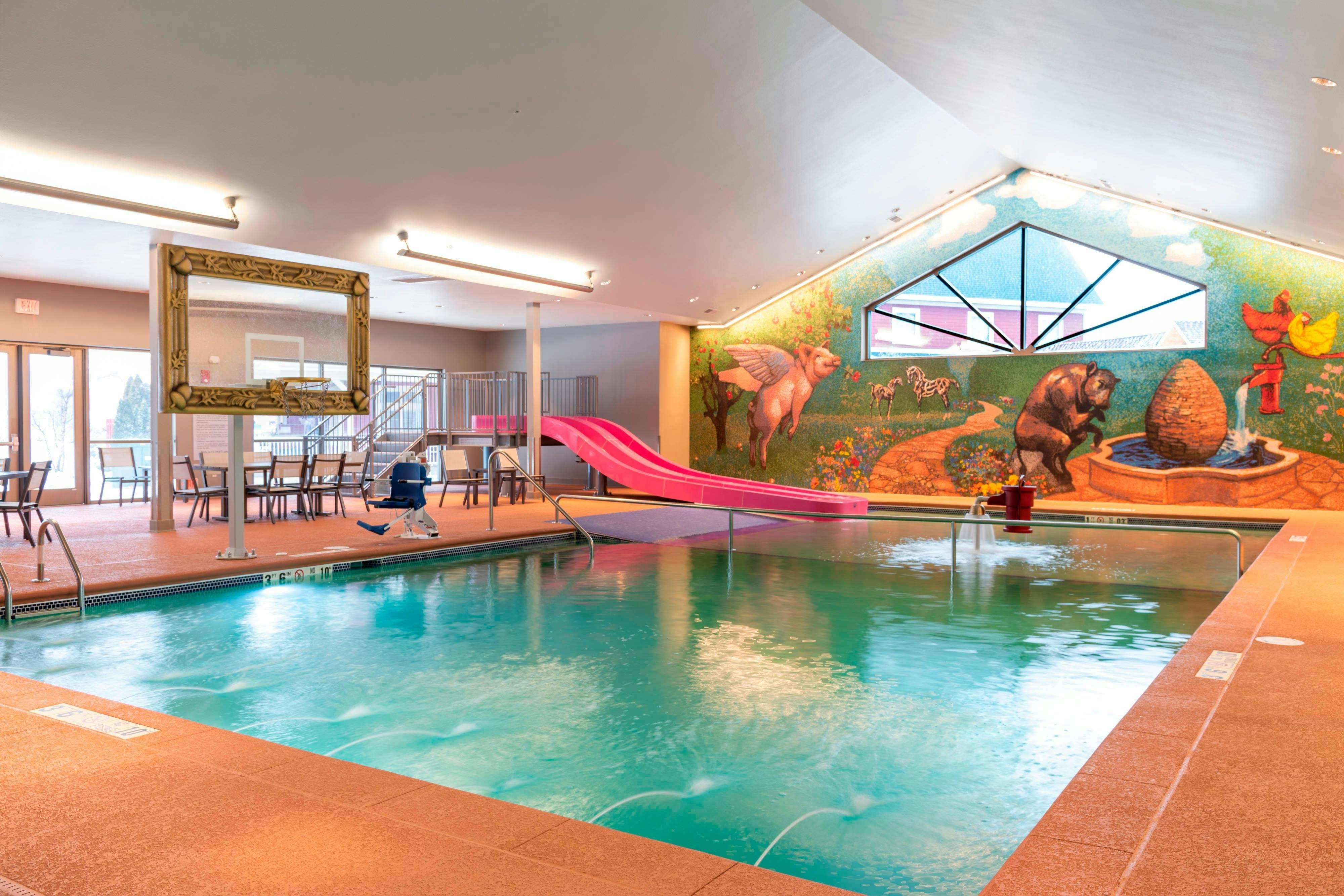 Fairfield Inn And Suites Fair Oaks Farms 31/56