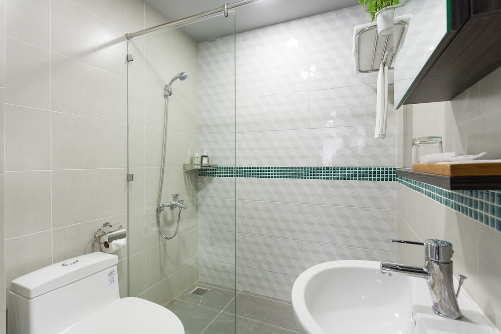 La Regatta Boutique Residences 65/72