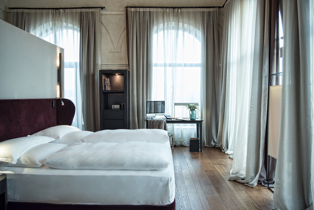 CoolRooms Palacio Villapanes 5 GL 13/65