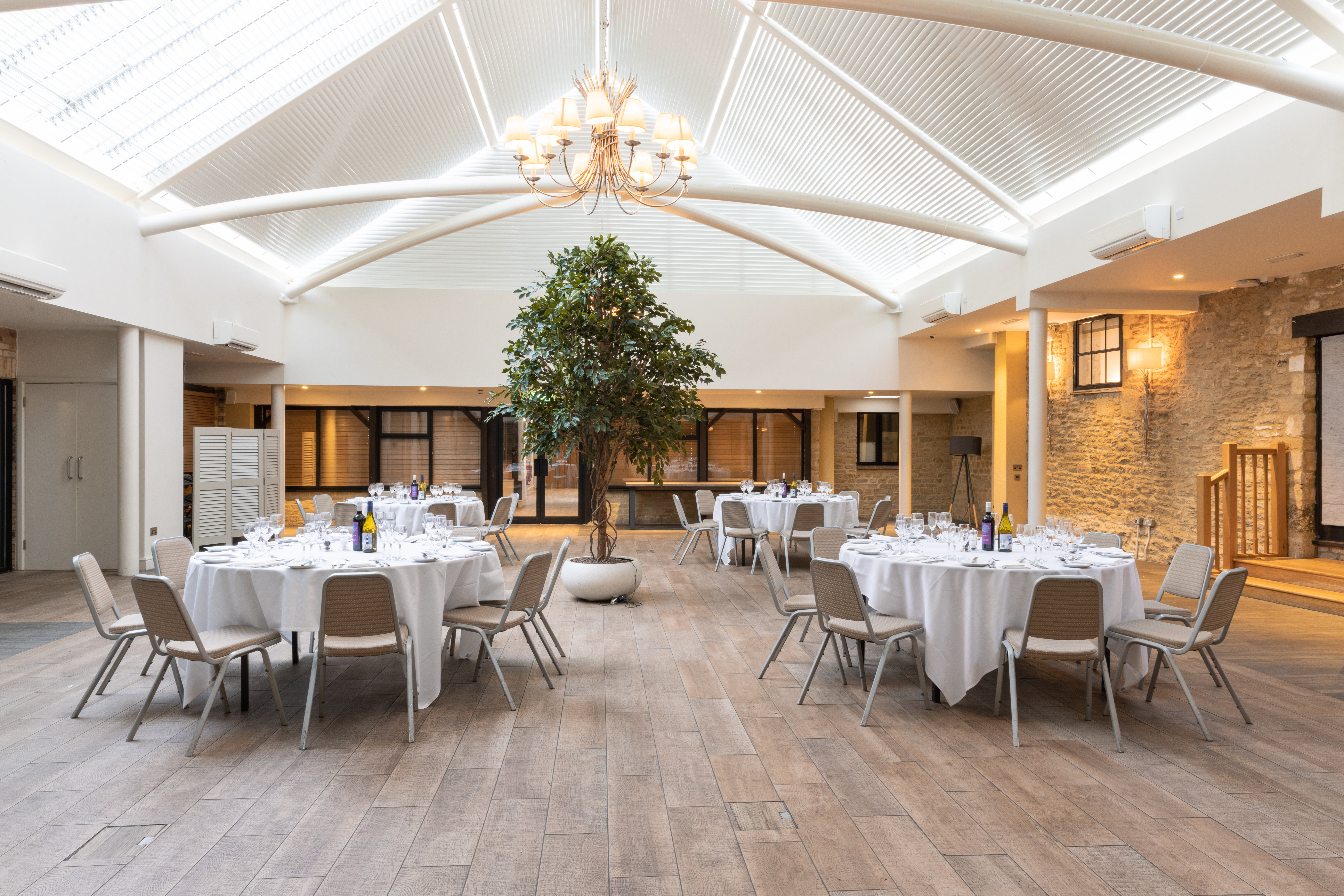 Voco Oxford Thames by IHG 27/50