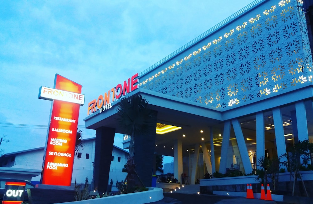 Azana Style Hotel Pamekasan Madura 2/39