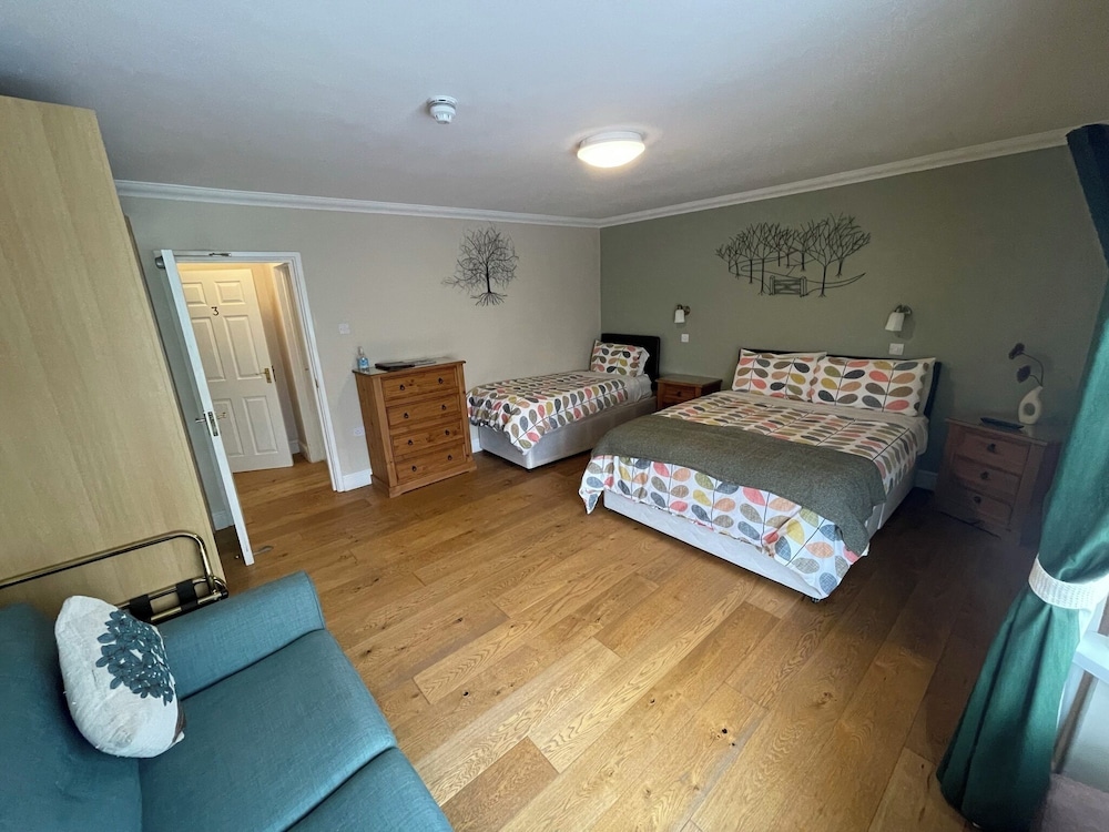 Lovesgrove Country Guest House 8/50