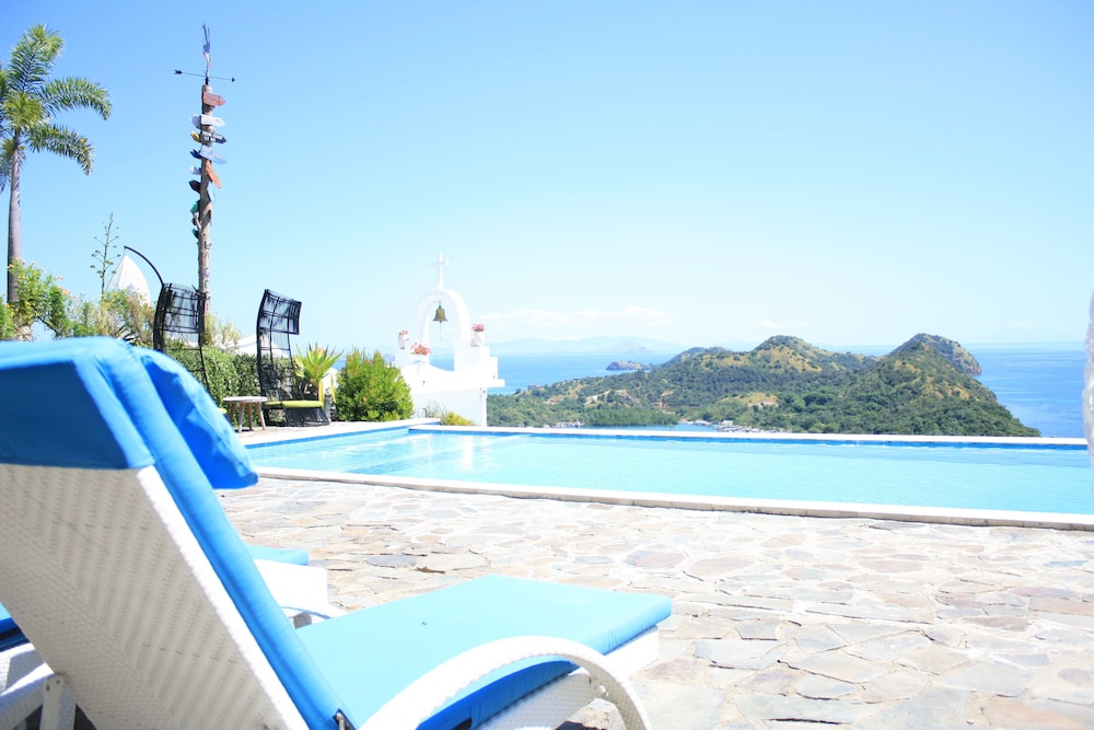 La Cecile Hotel and Cafe Komodo 26/30