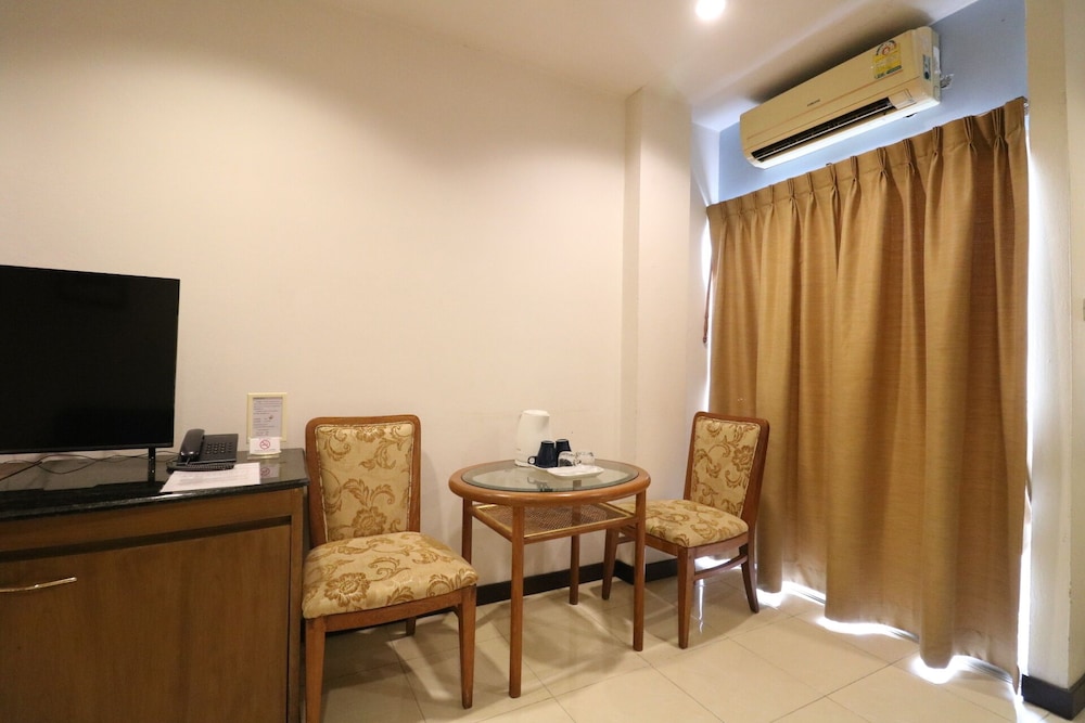 Jl Bangkok 39/49