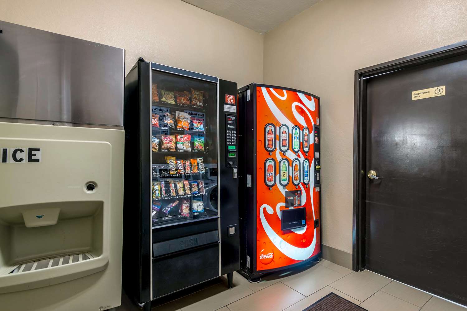 Comfort Inn & Suites Pittsburg, KS 5/16