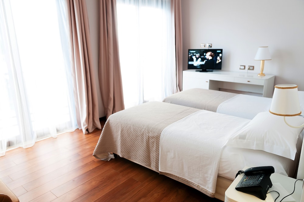 SUPERIOR, DOUBLE BED, BALCONY