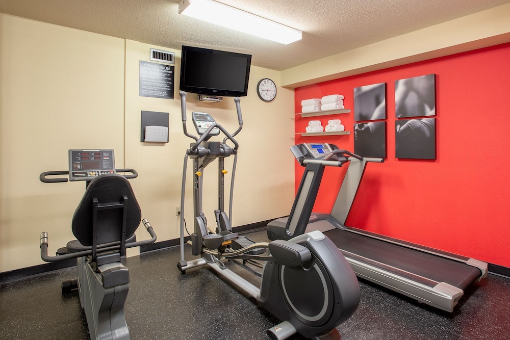 Travelodge Suites by Wyndham Regina / Eastgate Bay 40/71