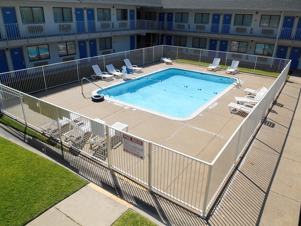 Motel6 Greenville, TX 36/45