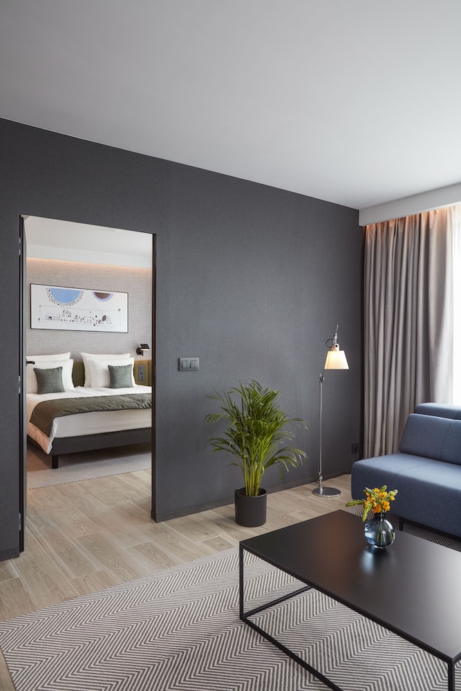 Q Hotel Plus Wroclaw Bielany 30/50