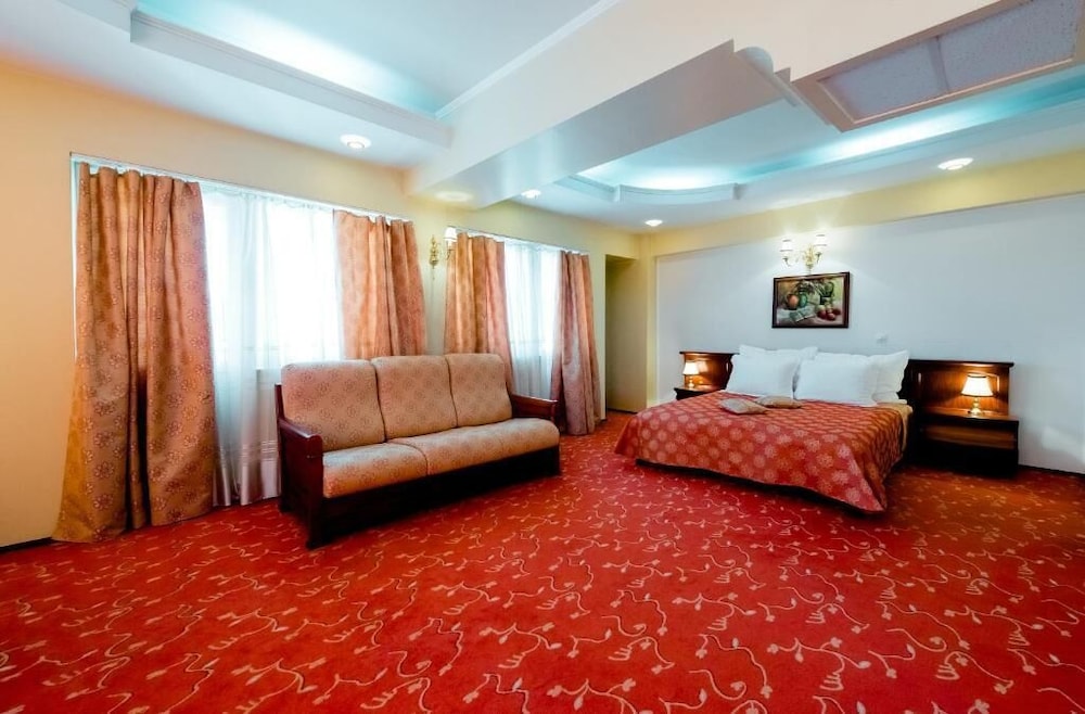Mara Hotel 48/62