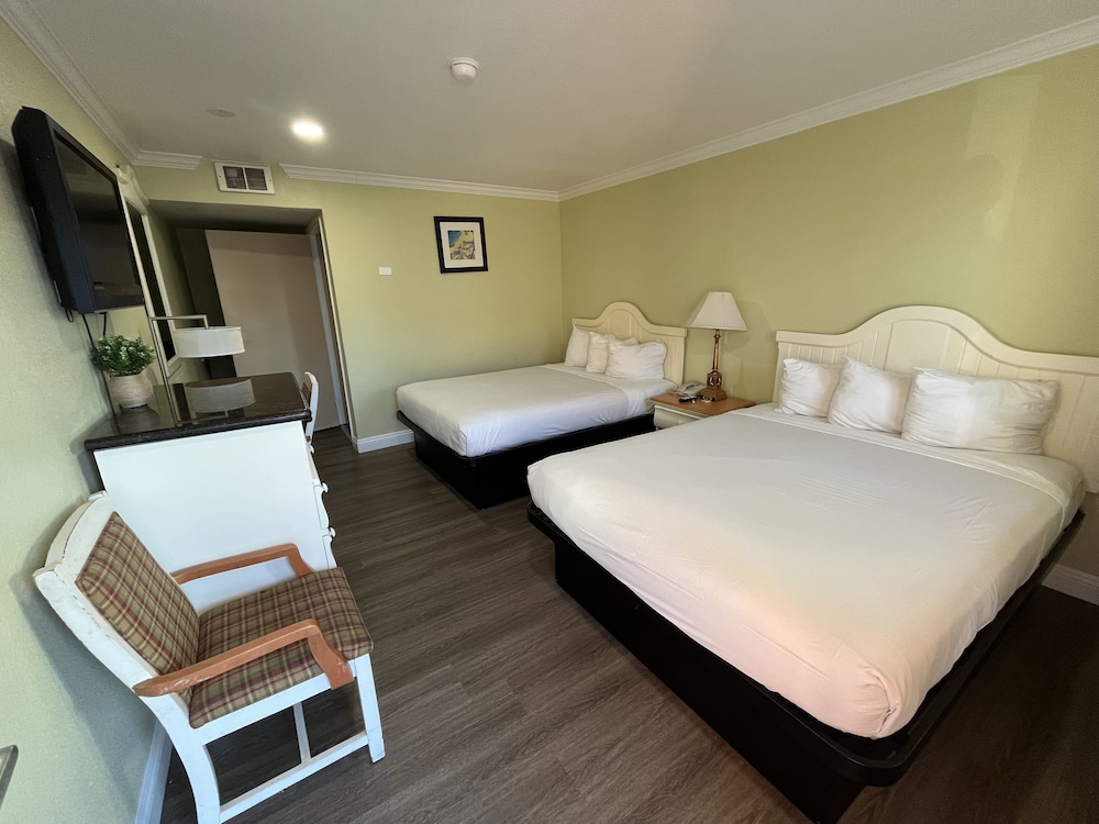 American Inn Grover Beach 13/56