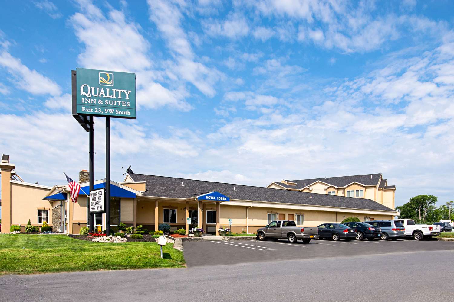 Quality Inn & Suites Glenmont - Albany South 13/14