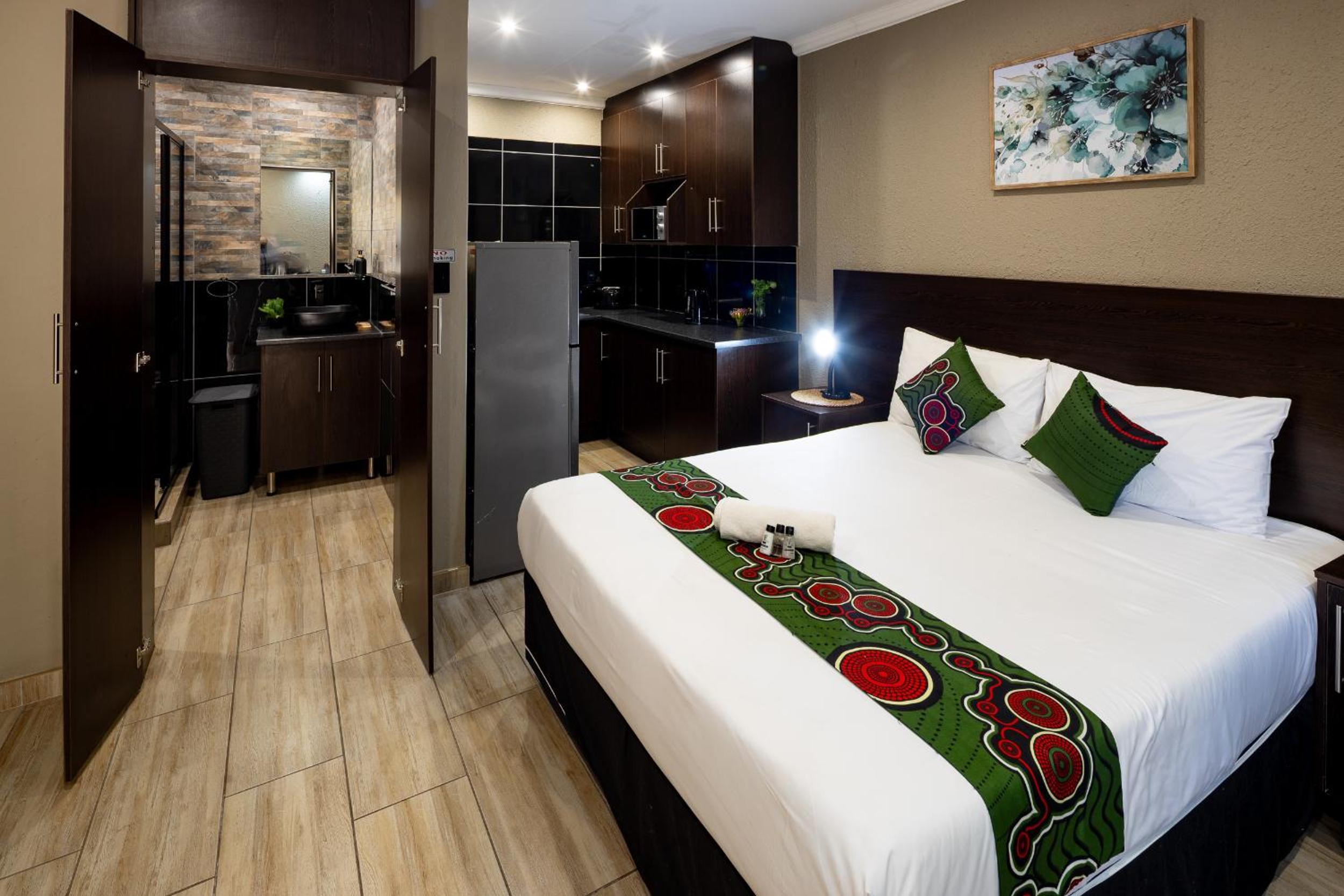Palm Inn Guesthouse 8/30