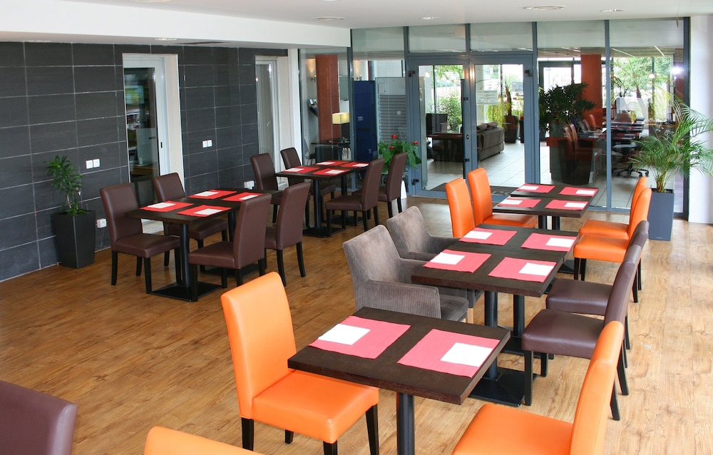 Odalys City Bioparc Lyon Est 54/68