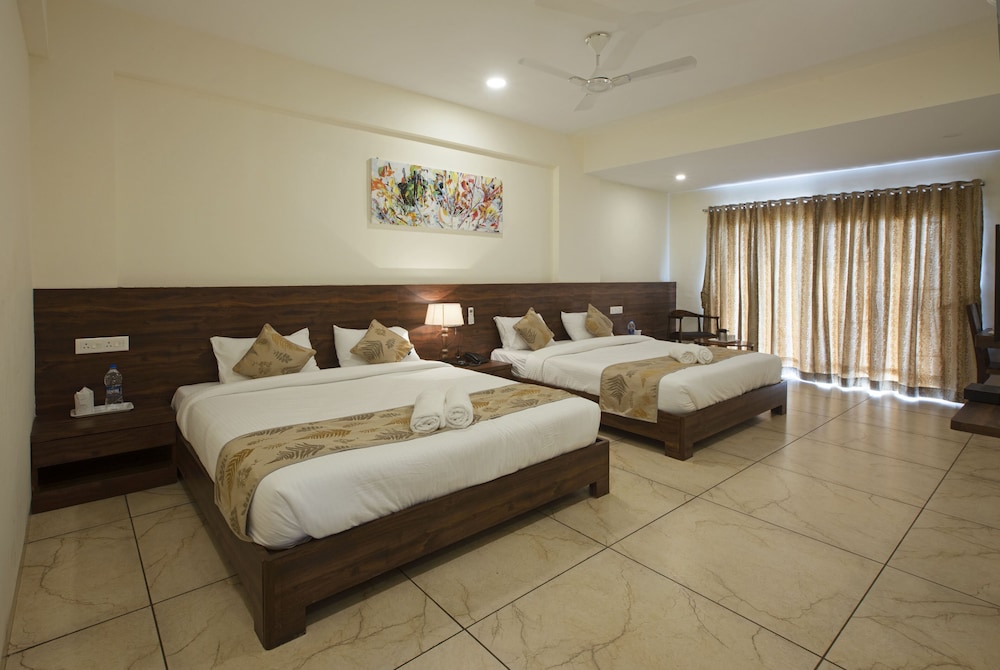 Hotel Amora Premium 5/19