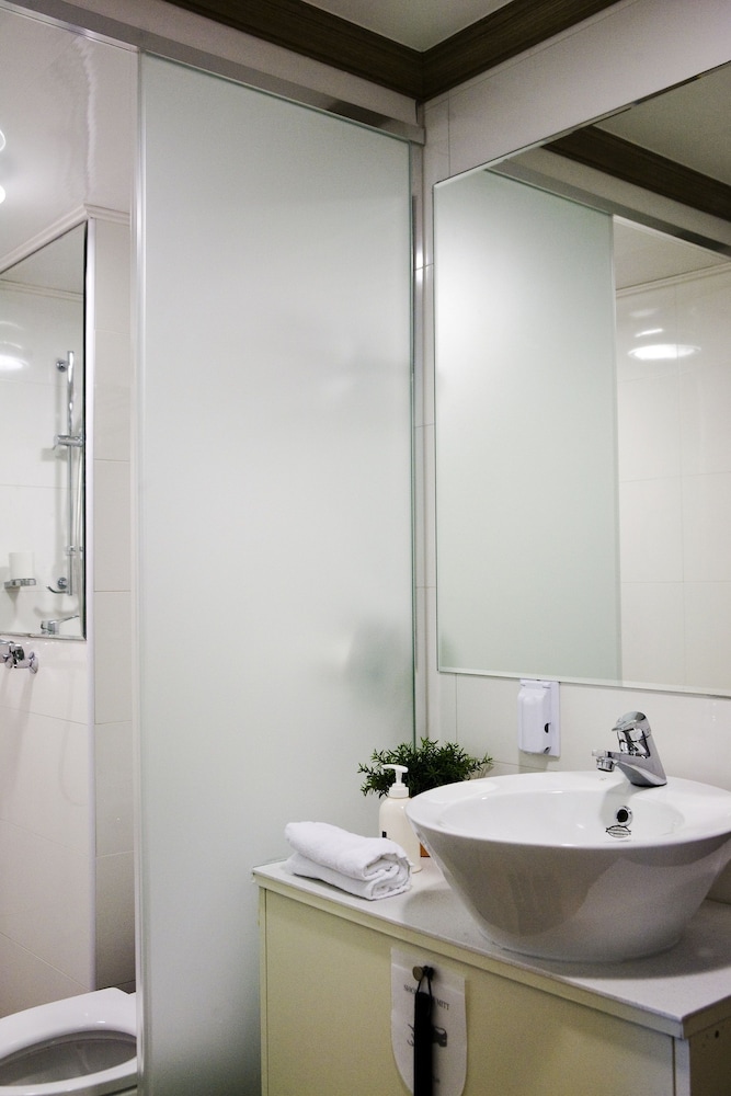 Hotel Hue Loft 49/50