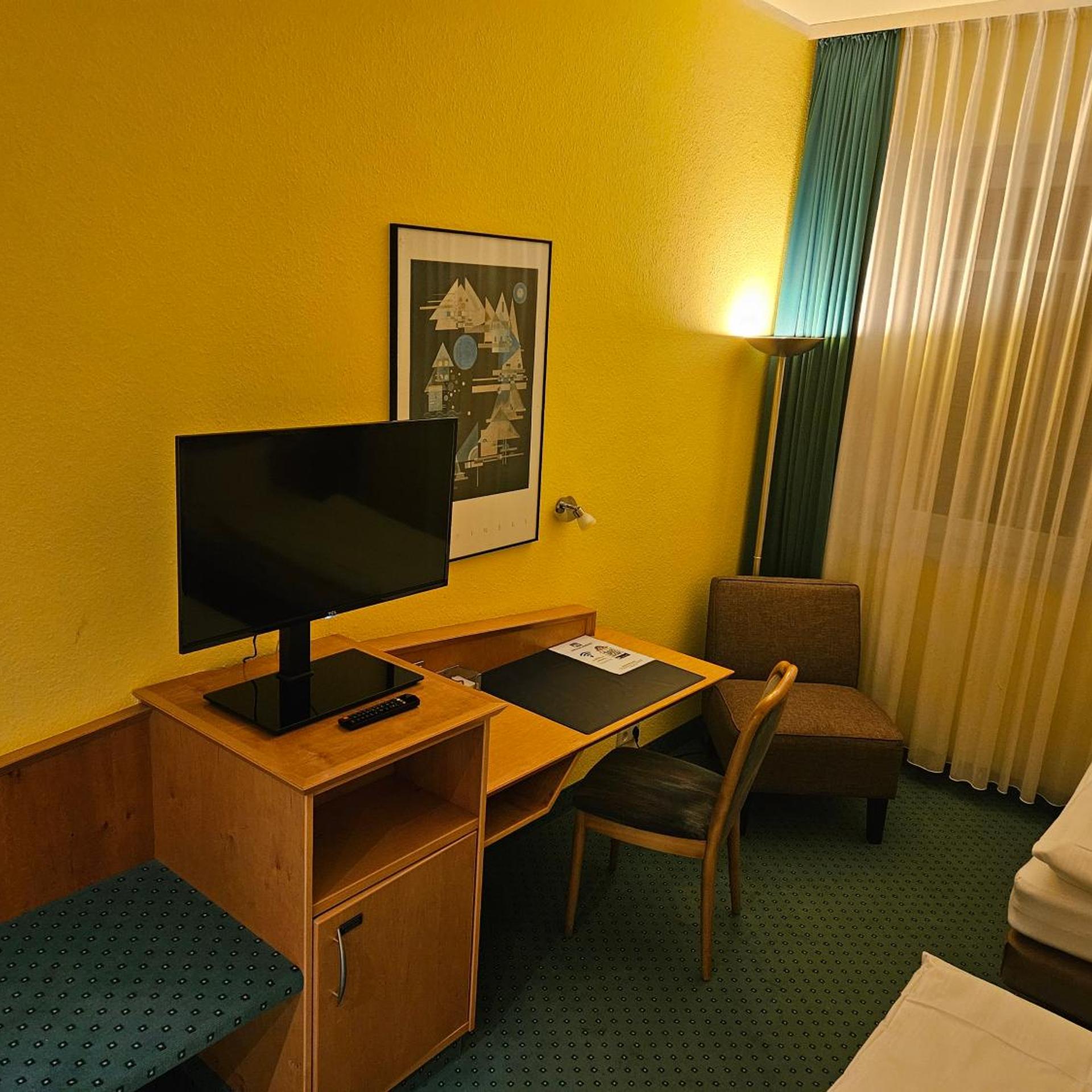 Hotel A2 32/37