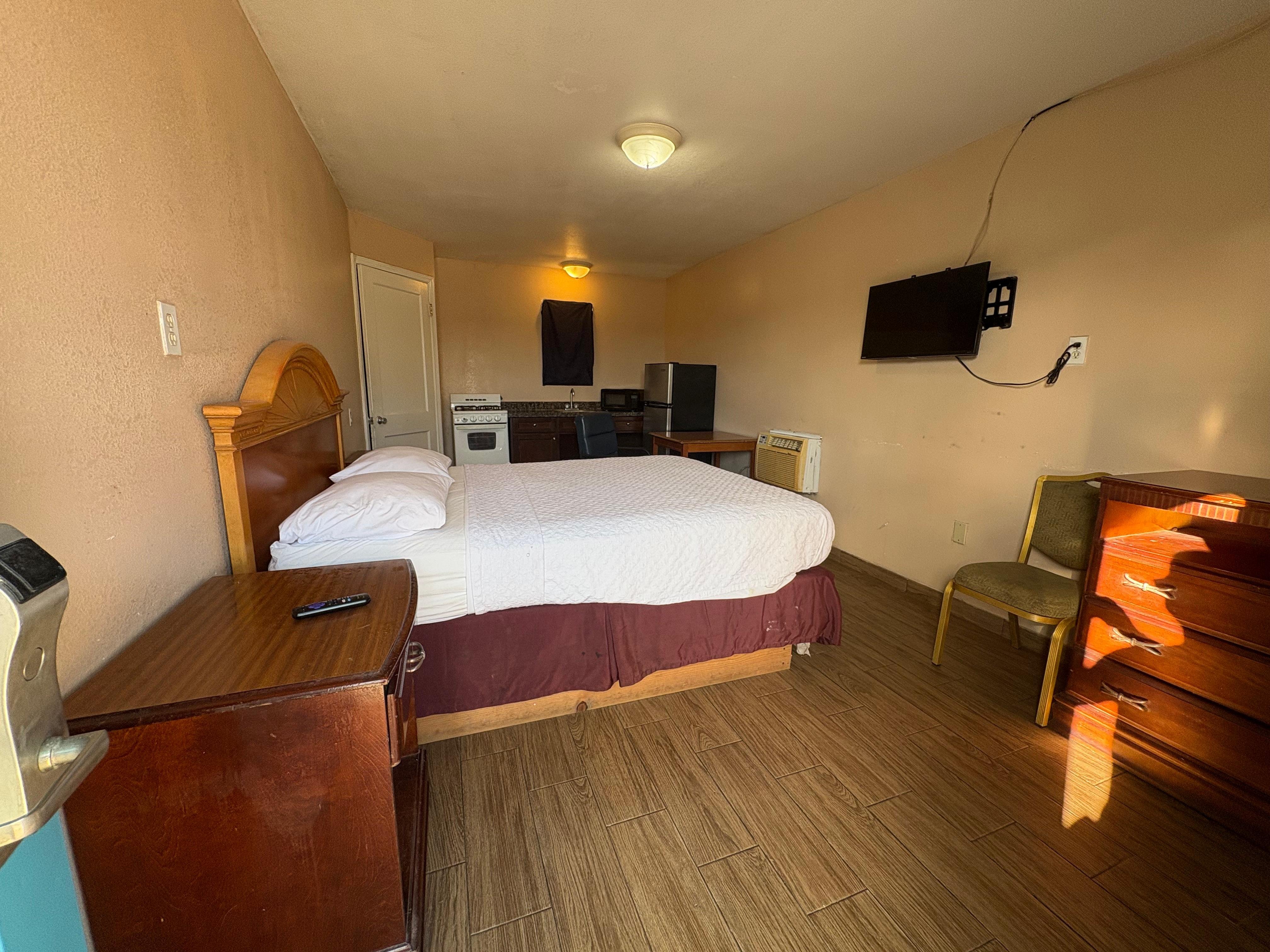 SE Air Motel By Townhouse Corpus Christi Padre Island TX 8/33