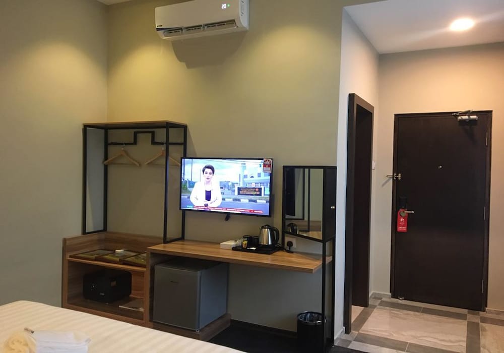 Prestigo Hotel 41/53