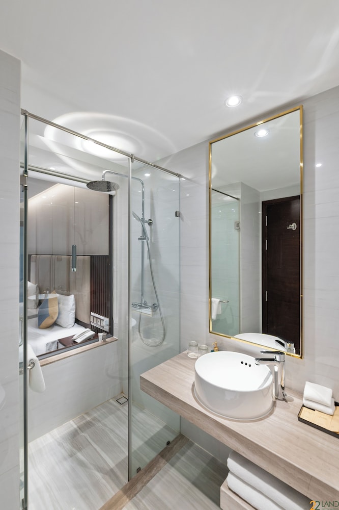 22Land Hotel Saigon 46/50