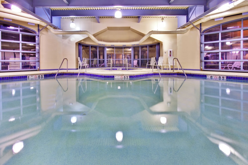 swimming pool spa