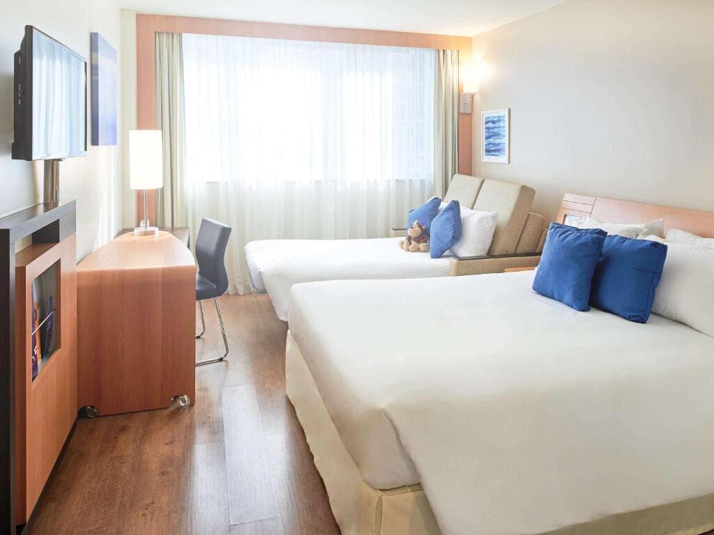 Superior, Apartment, Triple, Queen Bed, Side Sea View, Sofa