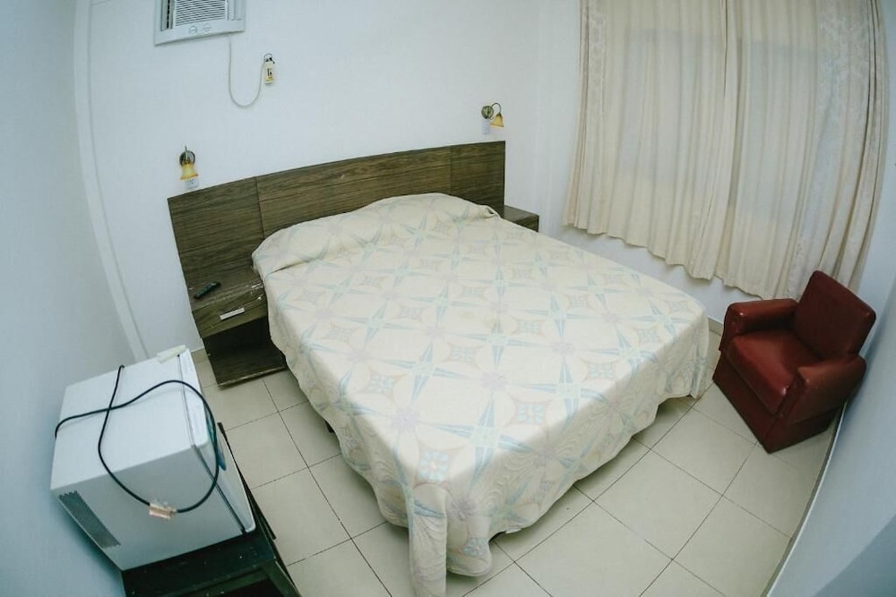 Tierra Colorada Hotel 35/74