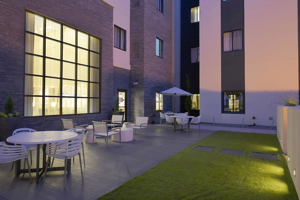 STAYBRIDGE SUITES LITTLE ROCK - MEDICAL CENTER 42/66