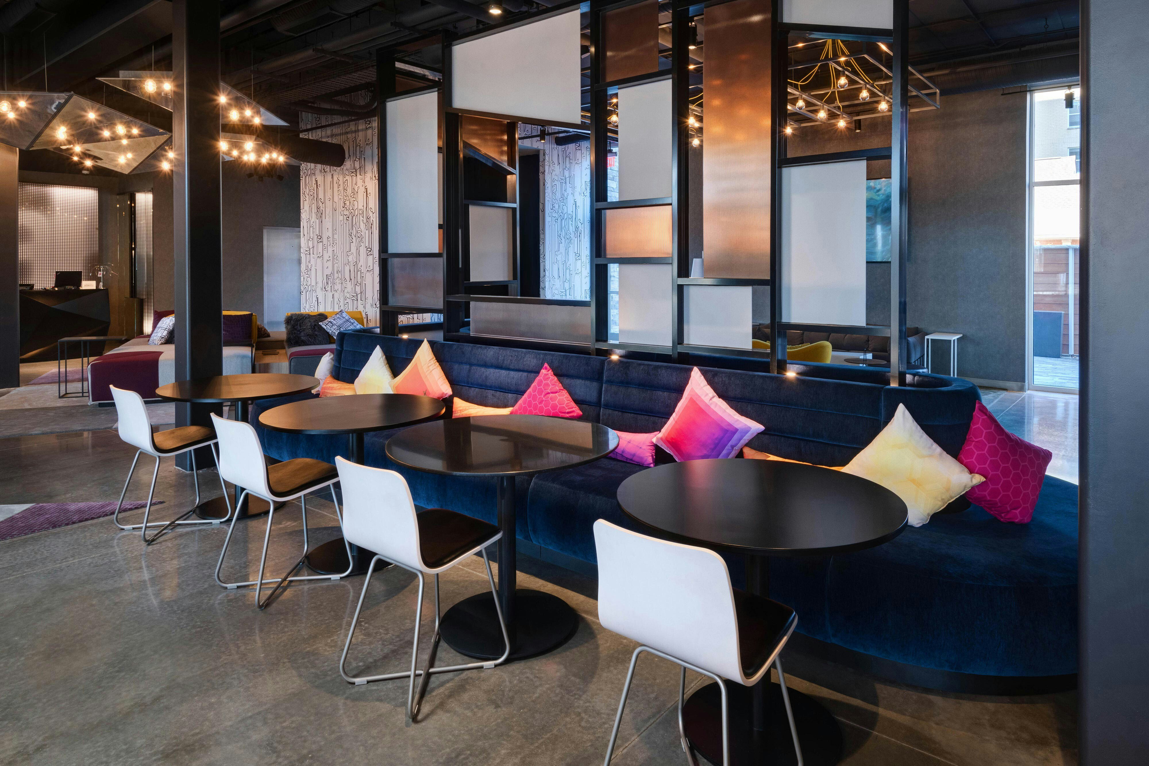 Aloft Cincinnati West Chester 36/42