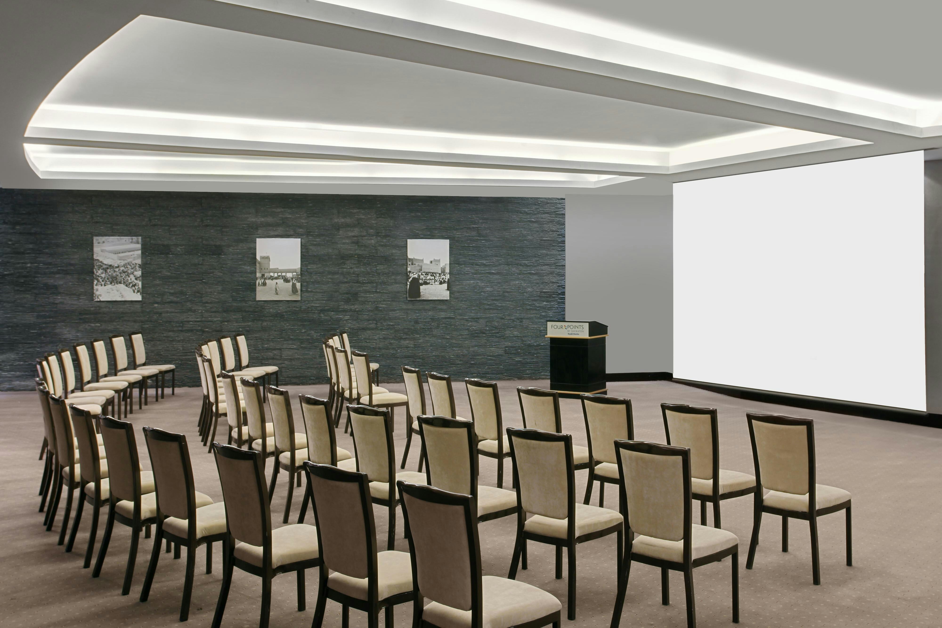 فور بوينتس من شيراتون رياض الخالدية(Four Points By Sheraton Riyadh Khaldia) 9/10