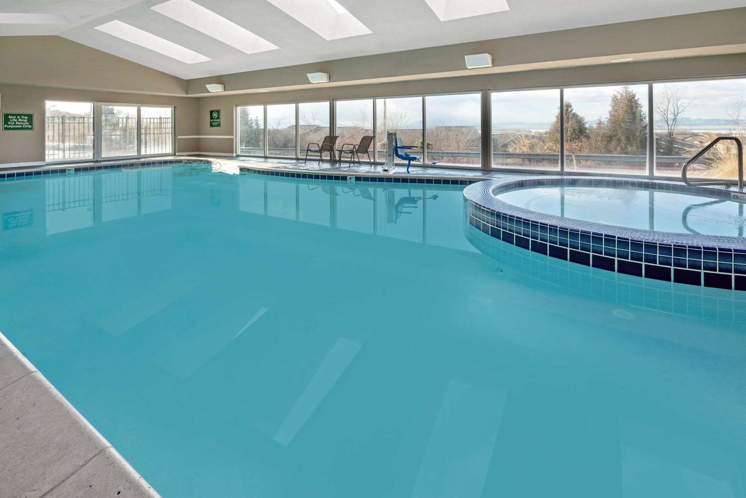 La Quinta Inns & Suites by Wyndham Orem University Pwy/Provo 29/57