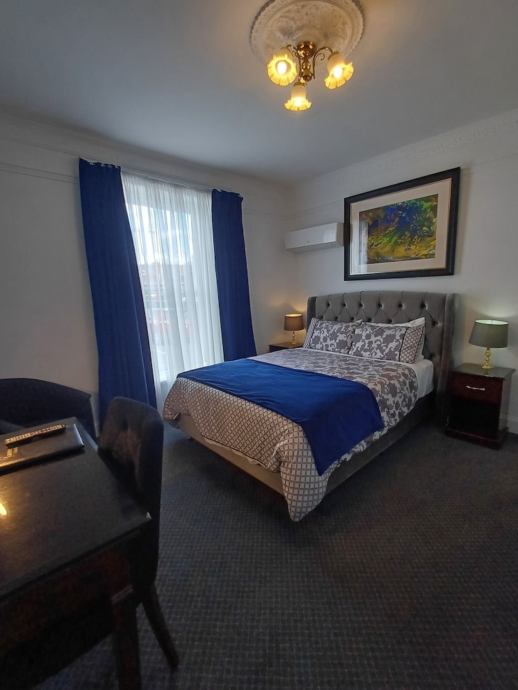 Art Hotel on York 18/65
