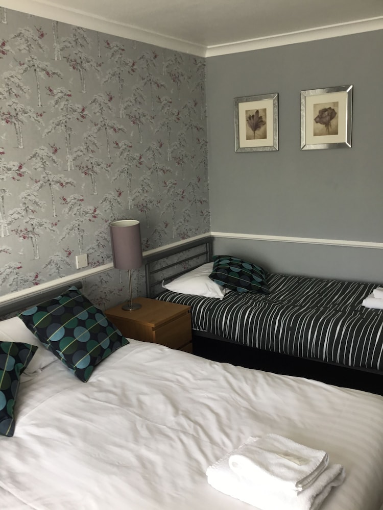 Northumberland Hotel 52/72
