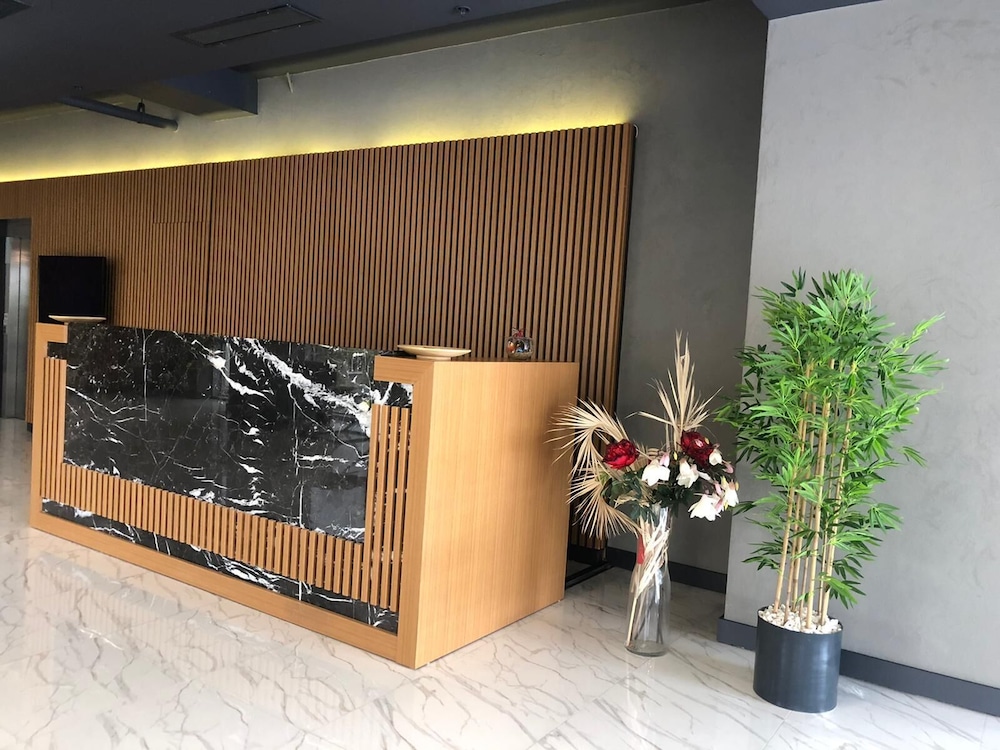 Atacity Hotel 7/39