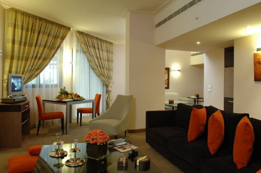 Regency Palace 43/71