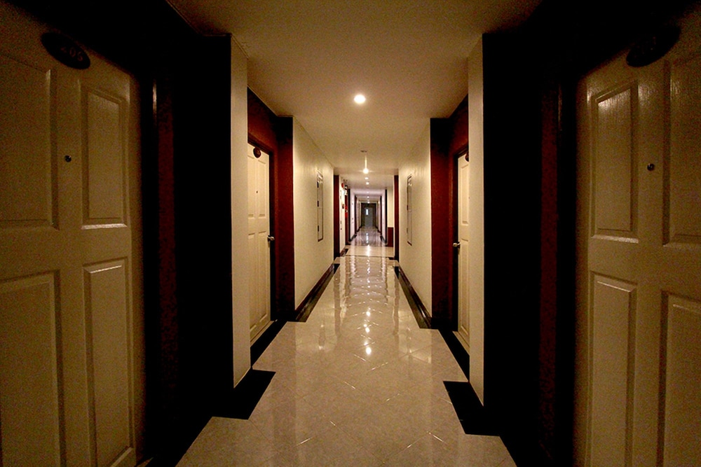 Karnmanee Place 25/35