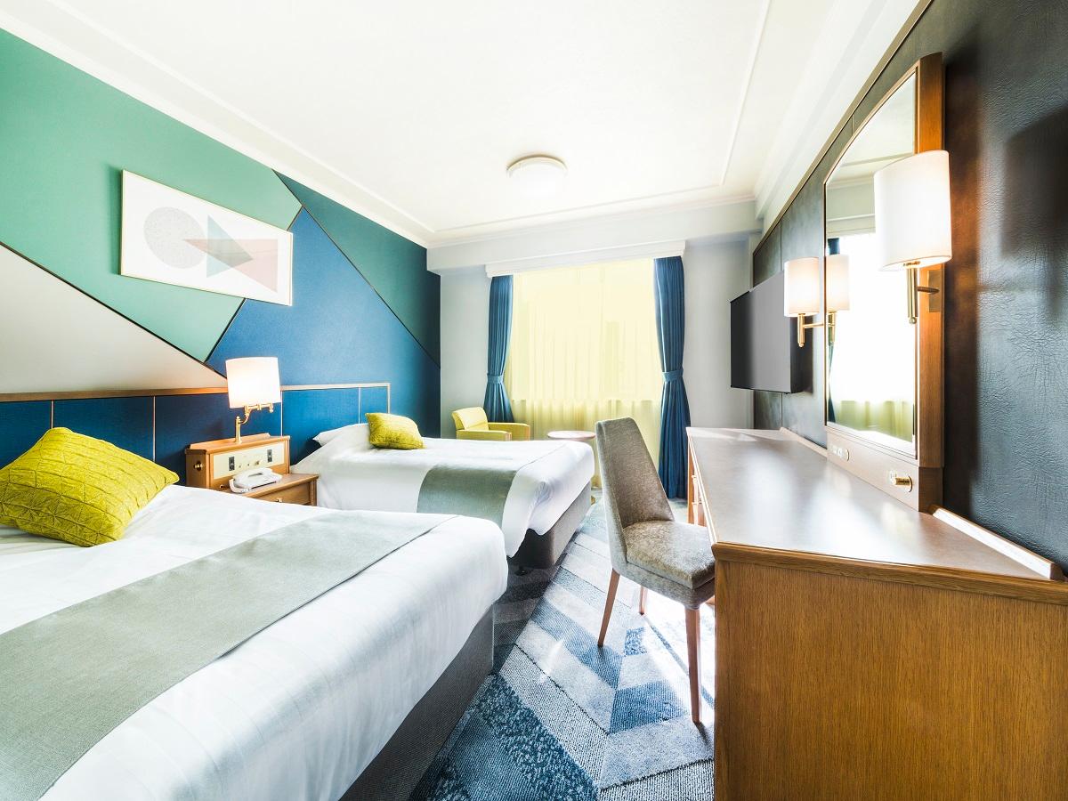 Room, Twin Beds, East Wing