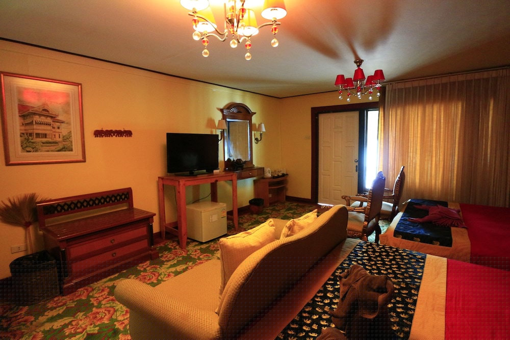White Sand Beach Resort 40/74