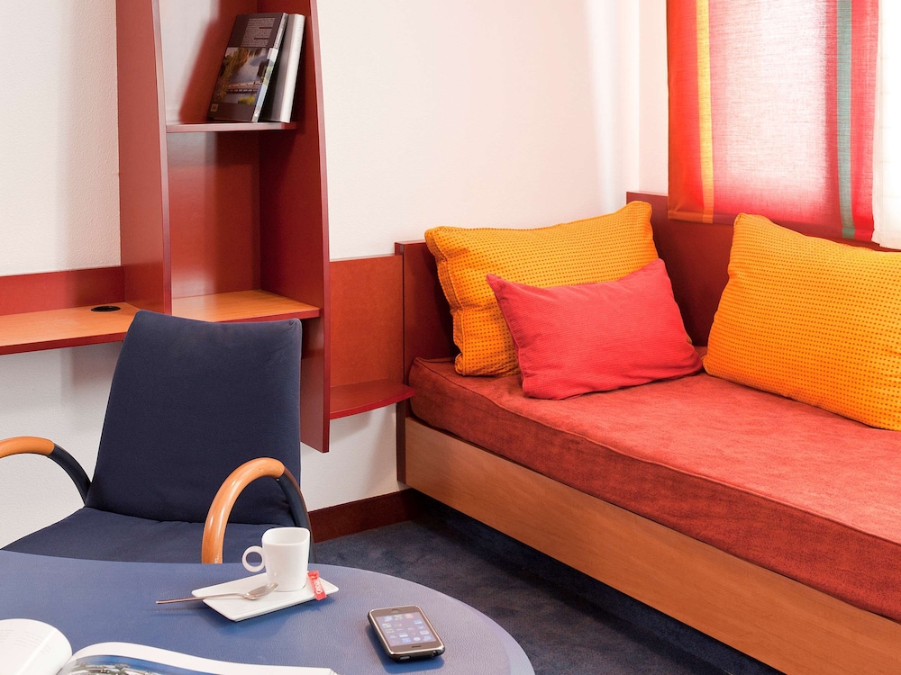 Novotel Suites Clermont Ferrand Polydome 28/72