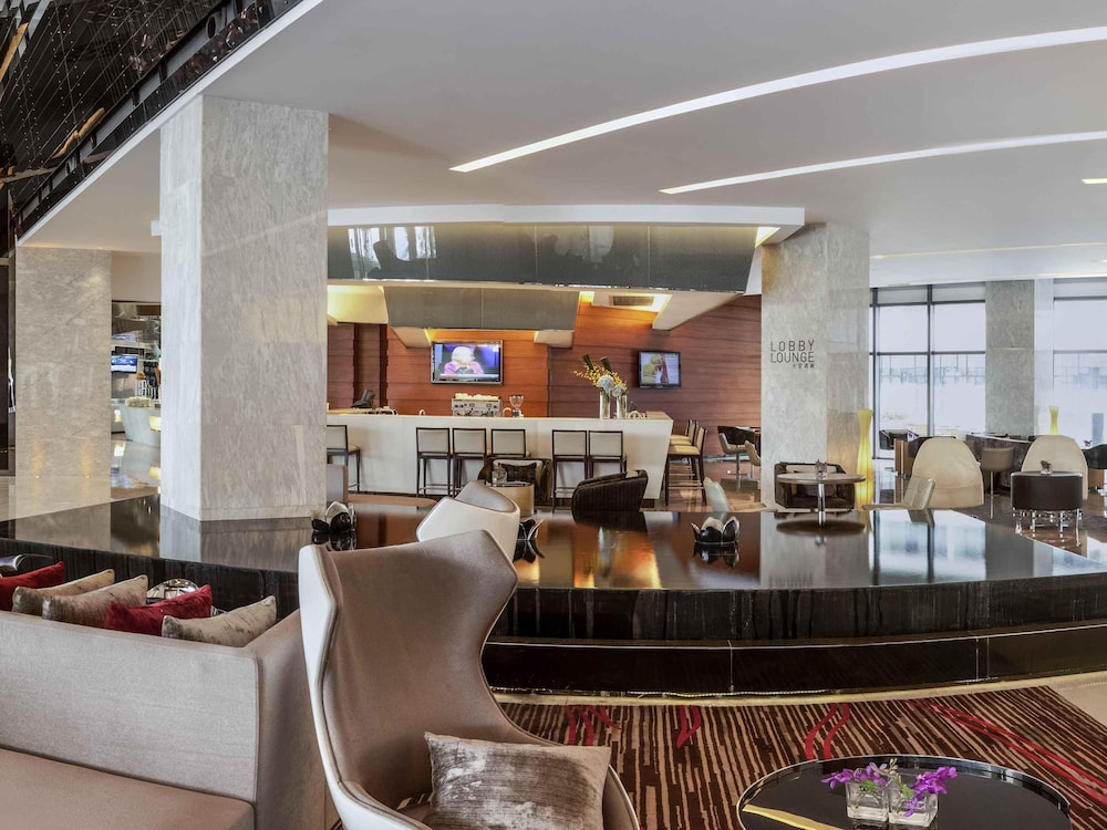 Novotel Nanjing East Suning 56/77