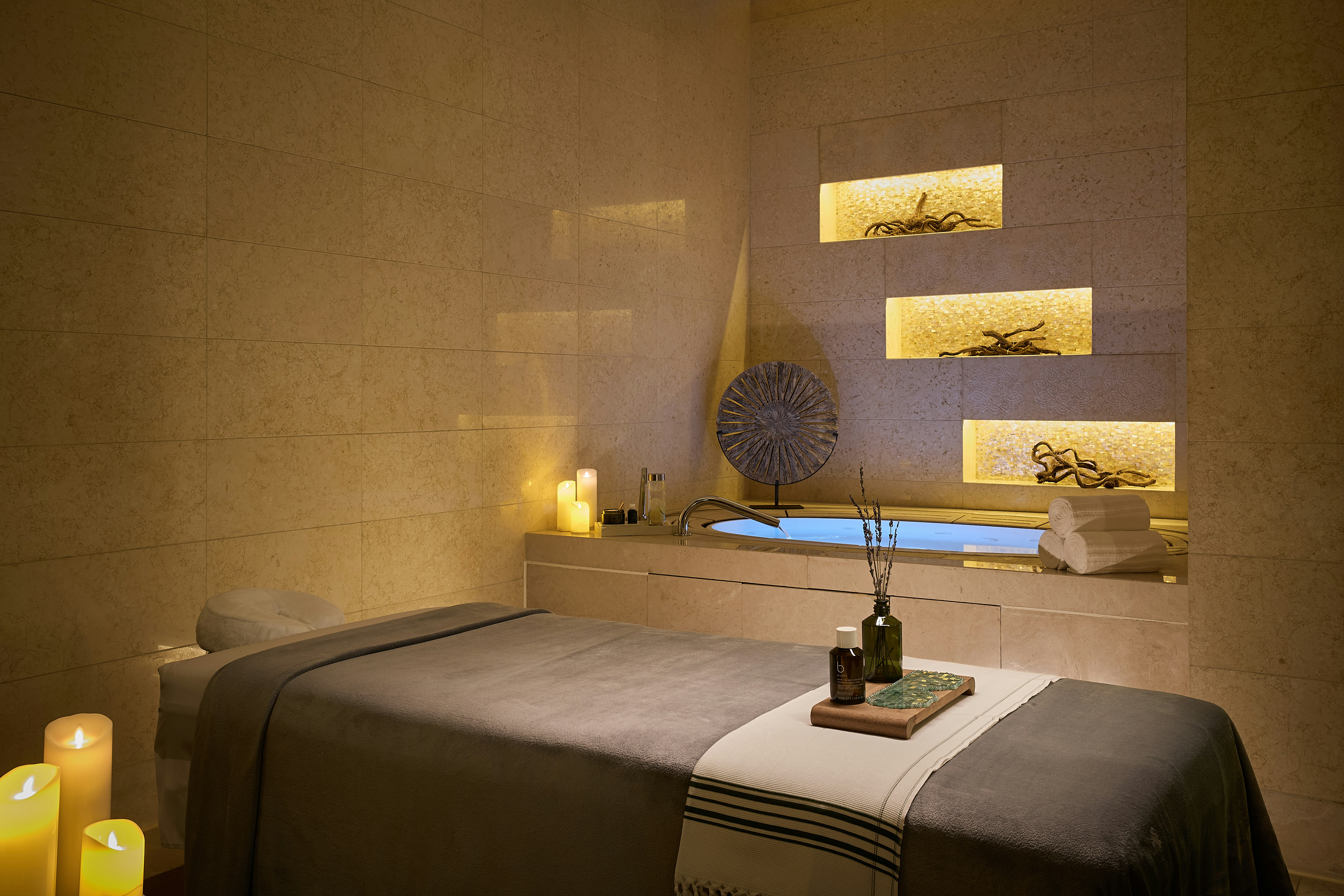 Conrad Macao 41/74